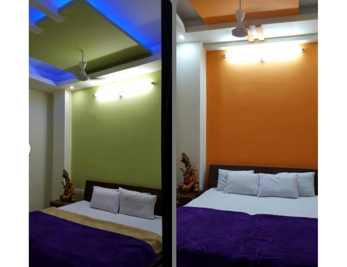 Hotel Adarsh, Уджайн Екстериор снимка